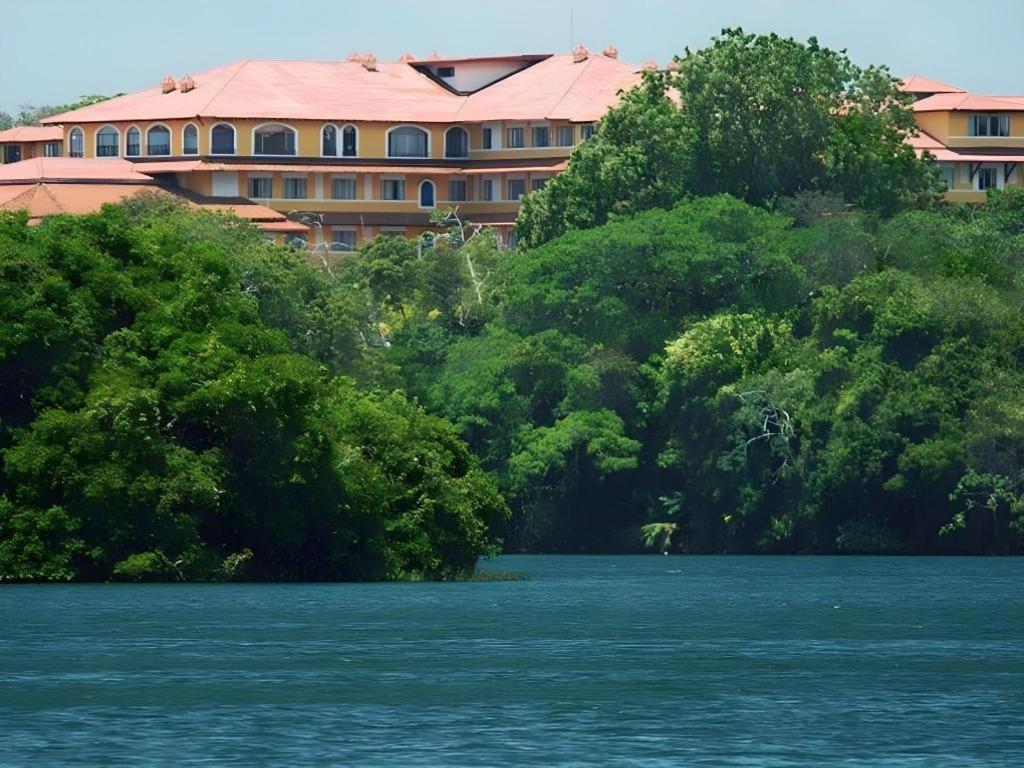 Hotel Melia Panama Canal Colon Eksteriør bilde